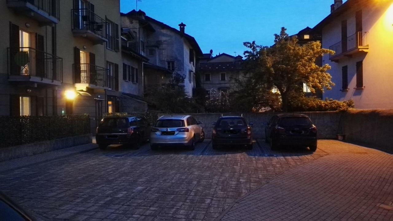 Red Apartment - Residenza Silvana Verbania Zewnętrze zdjęcie